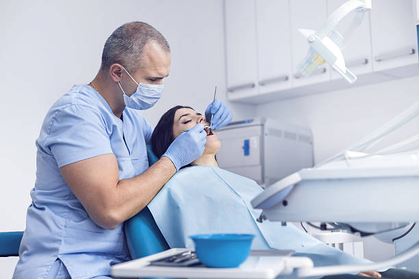 Best Tooth Extraction  in Mont Clare, PA